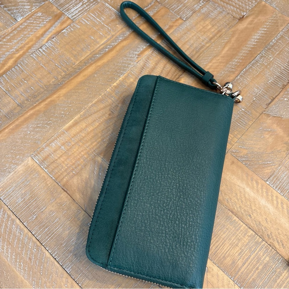 LC Lauren Conrad Sade RFID-Blocking Wallet Hunter Forest Green Wristlet - Picture 4 of 8